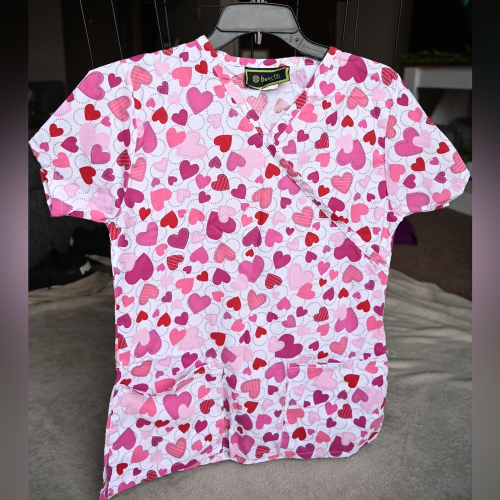 Pink & Red heart Scrub top, Bonita